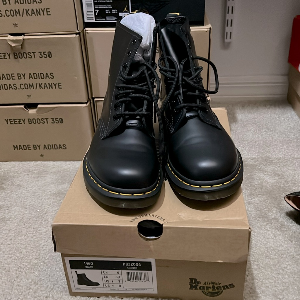 1460 Dr Martens Boots Brand New